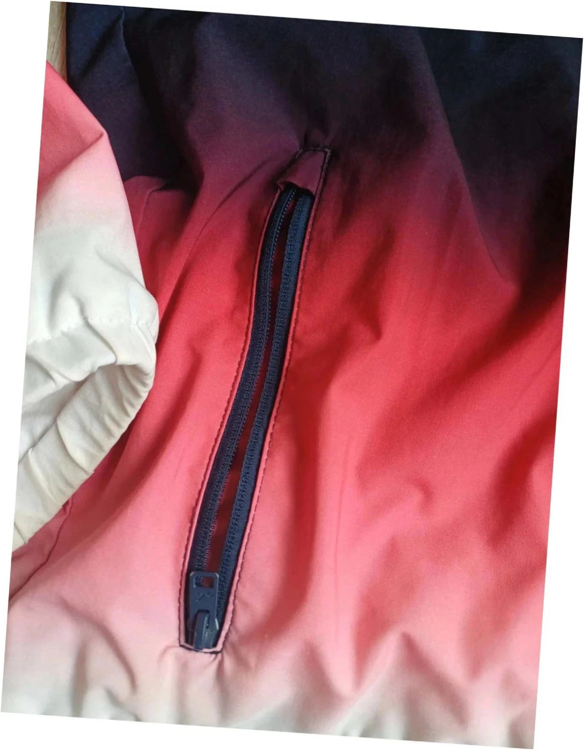 Veste Coupe-vent Hollister Dégradé Bleu Marine à Rose (Taille L) – photo 5